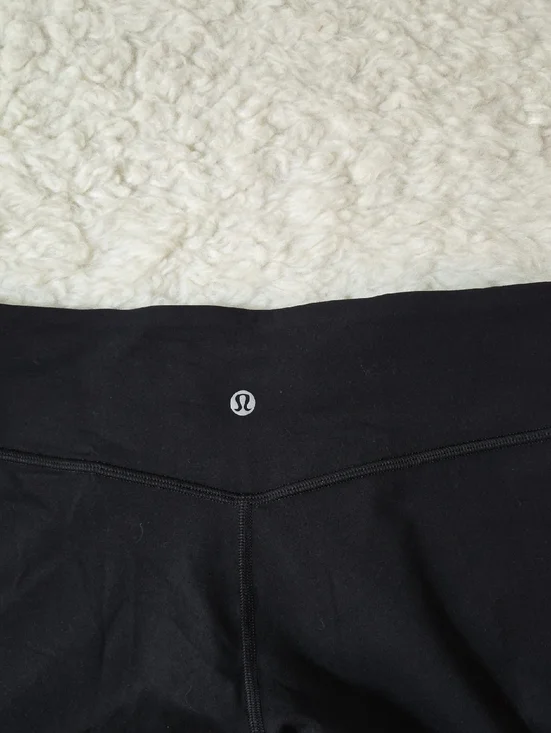 Lululemon Align Low-Rise Pant 25" Sz 6 Black - Picture 9 of 12